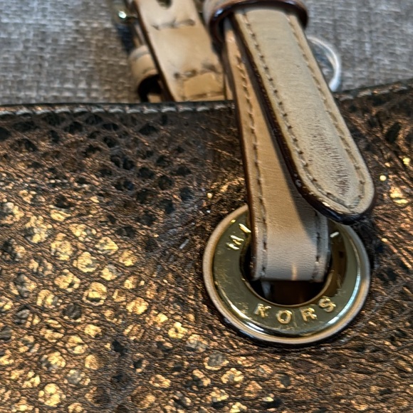 Michael Kors-Gold “Raven” Embossed Leather
Shoulder Bag, - Picture 3 of 11